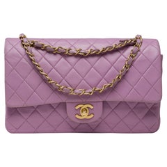 Chanel Timeless Borsa a tracolla media con doppia patta in pelle lilla, MGHW