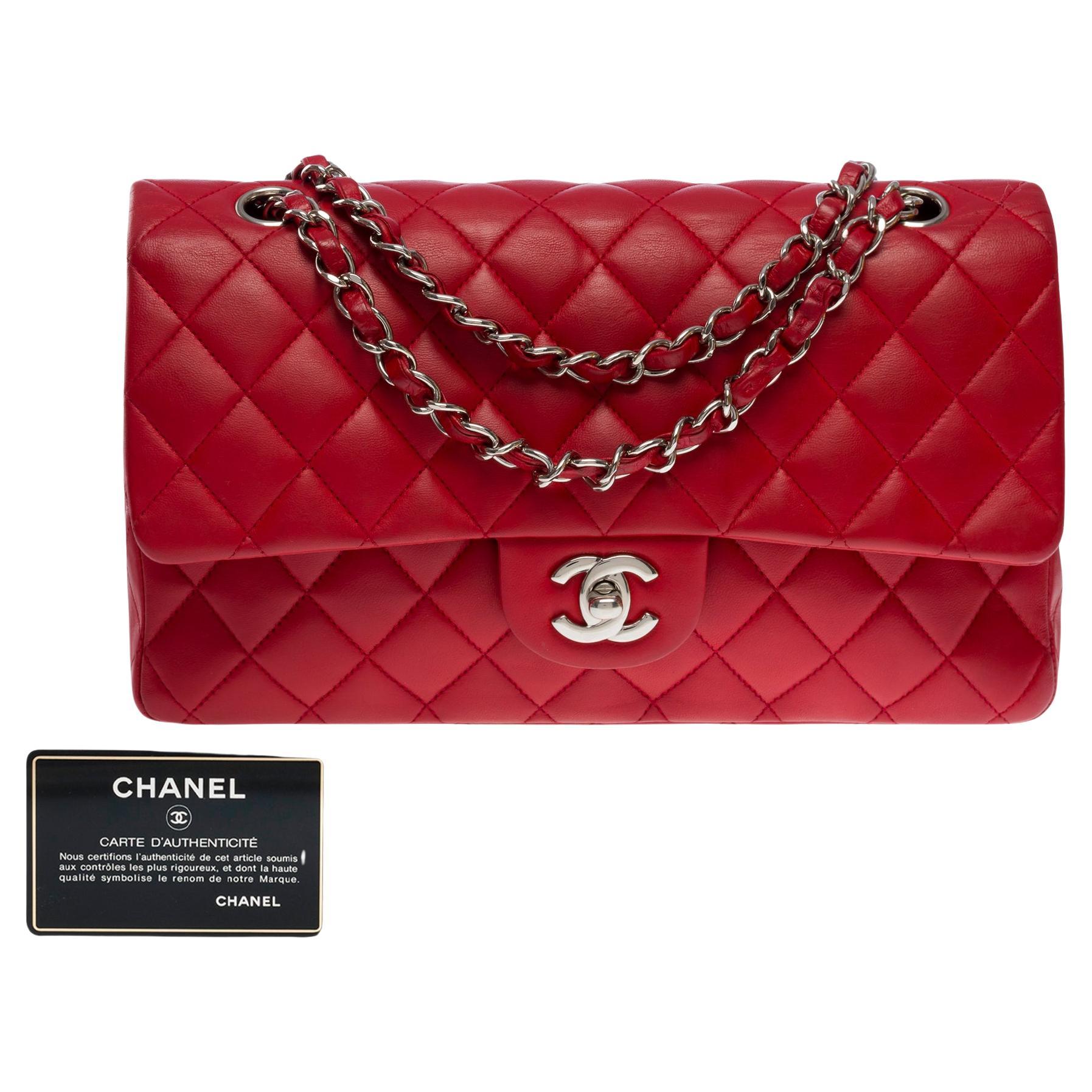 Chanel Timeless Medium double flap shoulder bag in Red lambskin leather, SHW For Sale