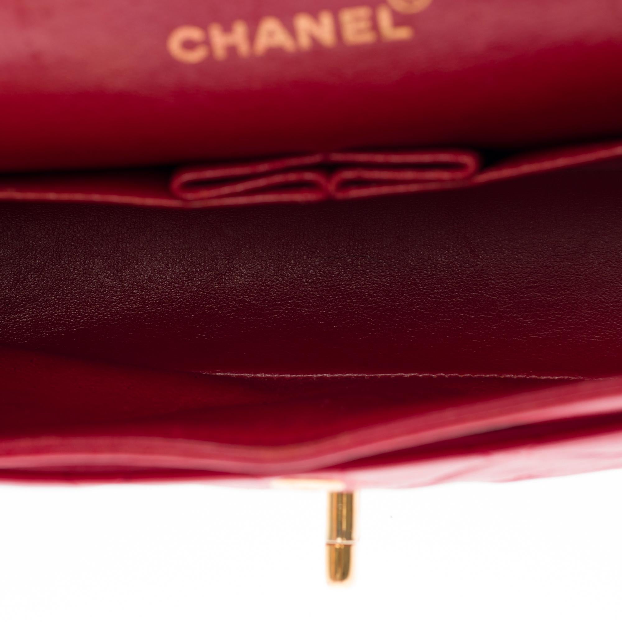 Chanel Timeless Medium double flap Shoulder bag in Red quilted leather, GHW 3