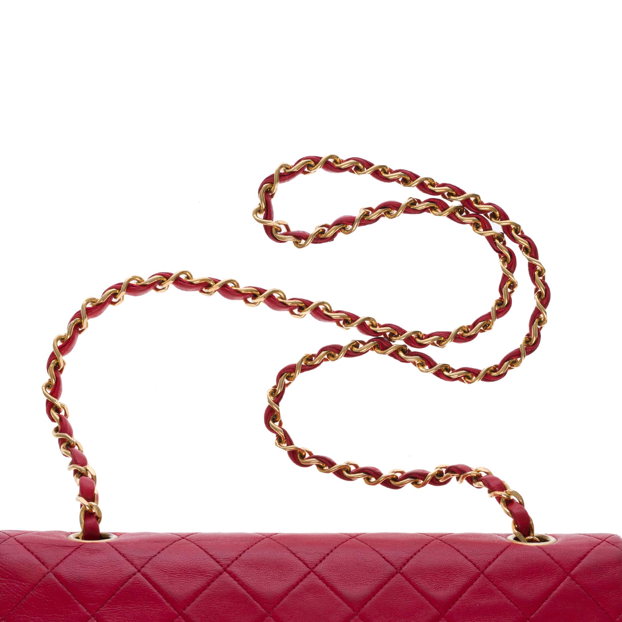 Chanel Timeless Medium double flap Shoulder bag in Red quilted leather, GHW 4
