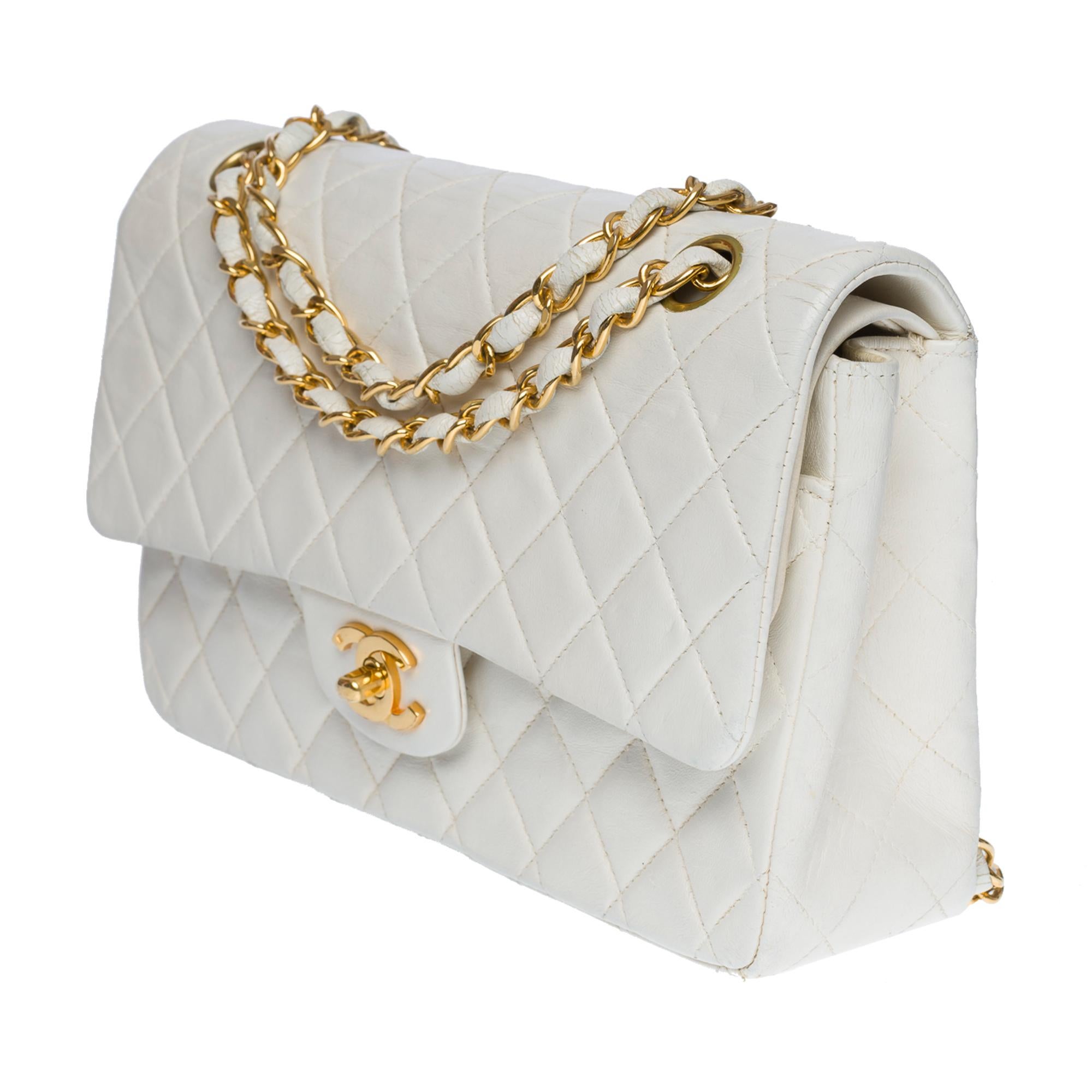 Women's Chanel Timeless Medium double flap Shoulder bag in White quilted lambskin, GHW