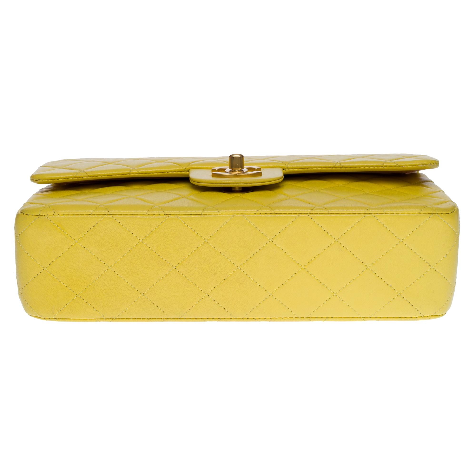 Chanel Timeless Medium double flap shoulder bag in Yellow quilted lambskin , BGHW 6