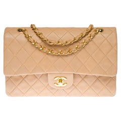 Chanel Timeless Medium Shoulder bag in beige quilted leather and gold hardware