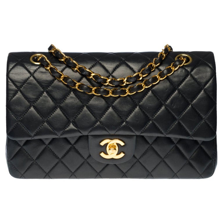 Chanel Timeless Medium Shoulder bag in black quilted leather and gold