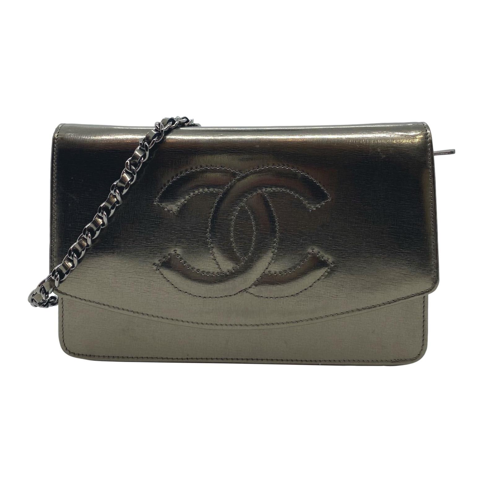 Chanel Timeless Metallic Leather Wallet on Chain Shoulder Clutch Bag, 2008.