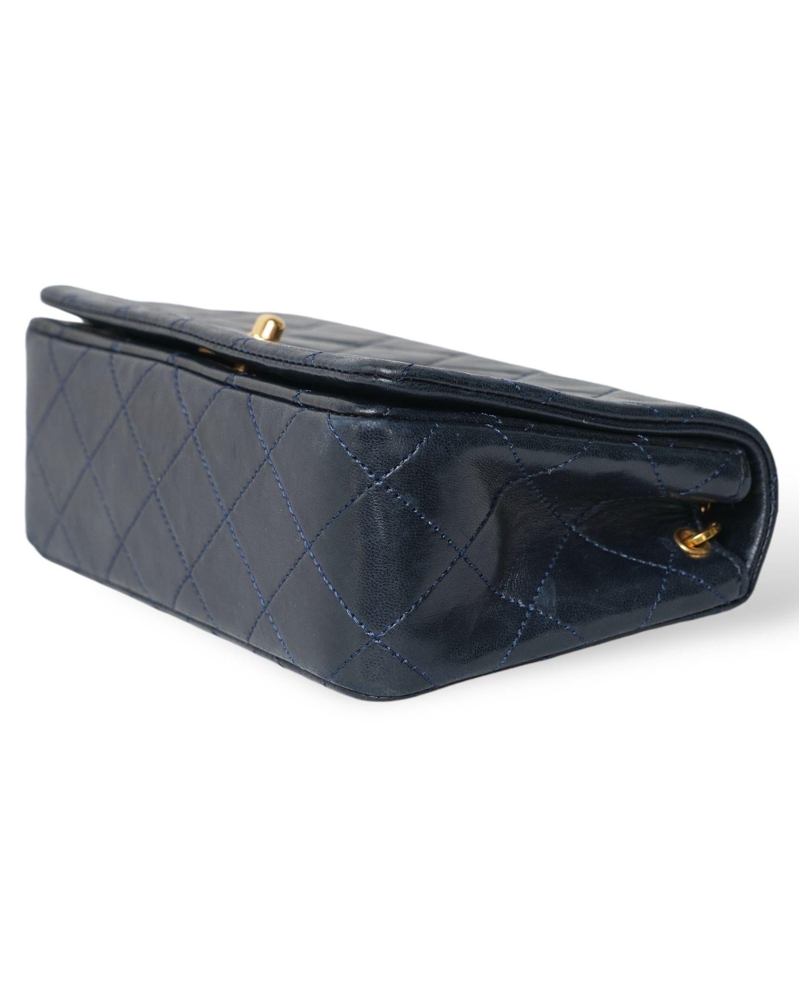 Chanel Timeless Mini Flap Vintage Blu 7