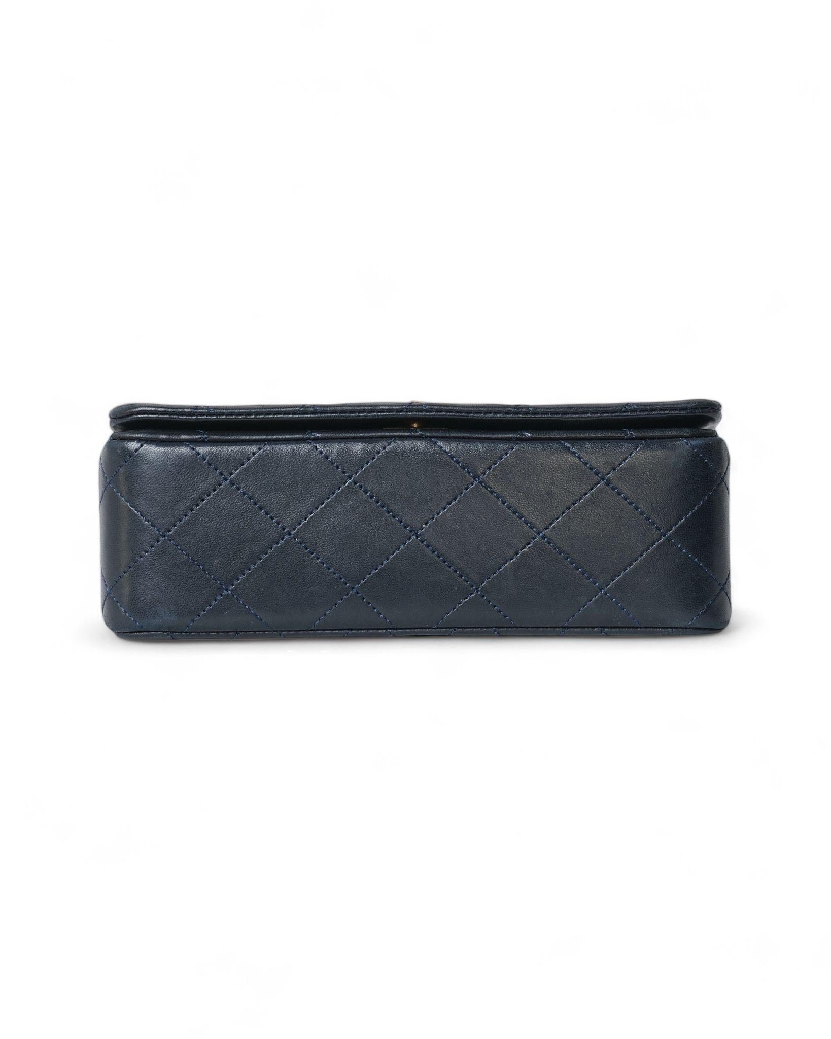 Chanel Timeless Mini Flap Vintage Blu 8