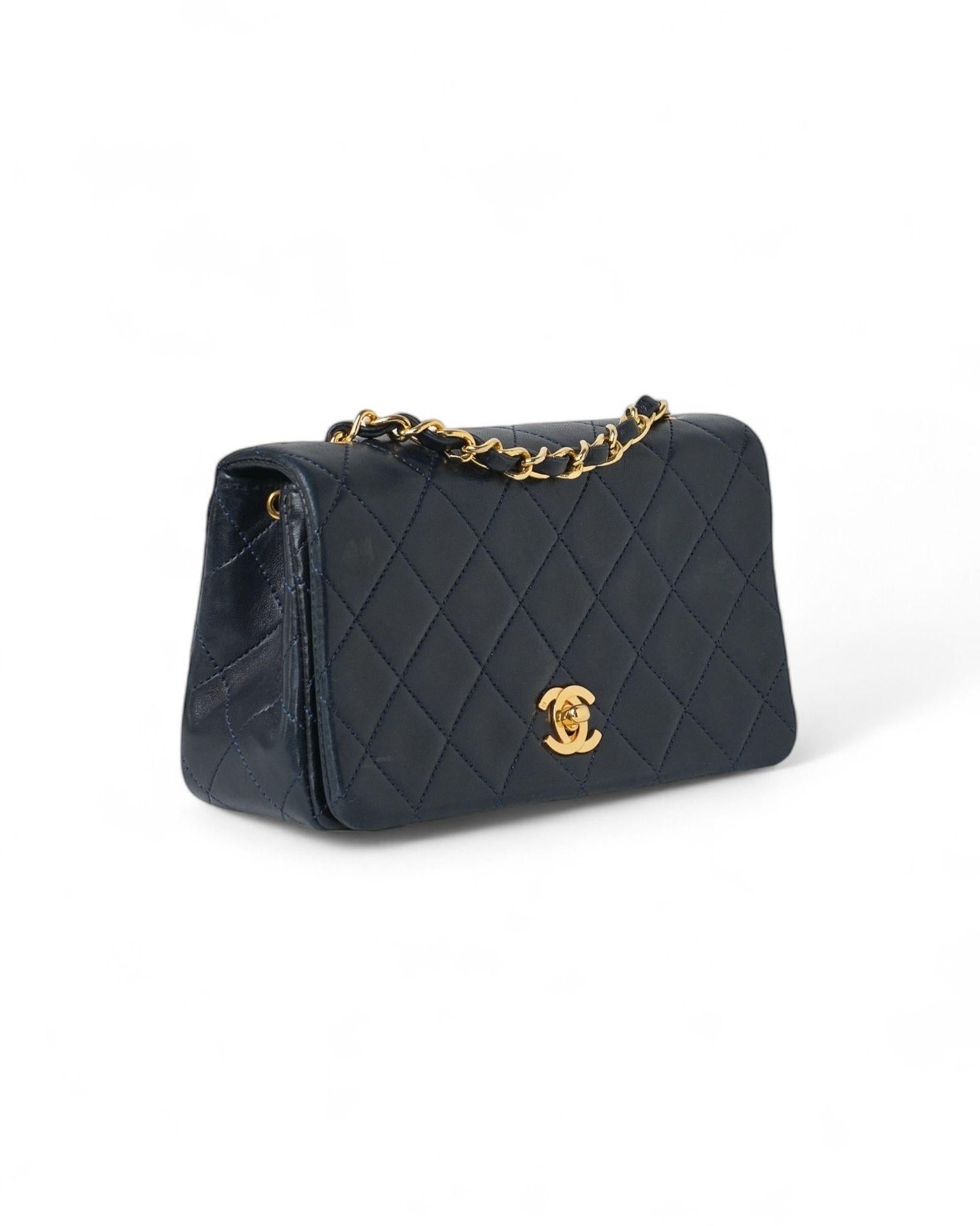 Black Chanel Timeless Mini Flap Vintage Blu