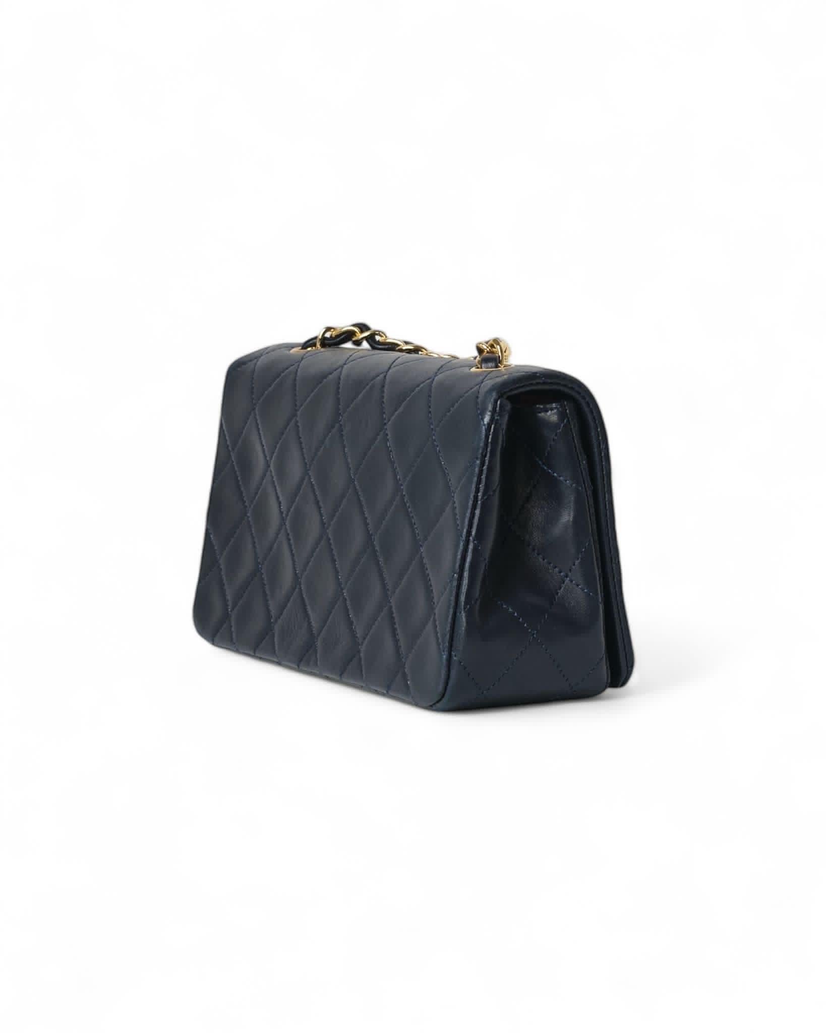 Chanel Timeless Mini Flap Vintage Blu 2