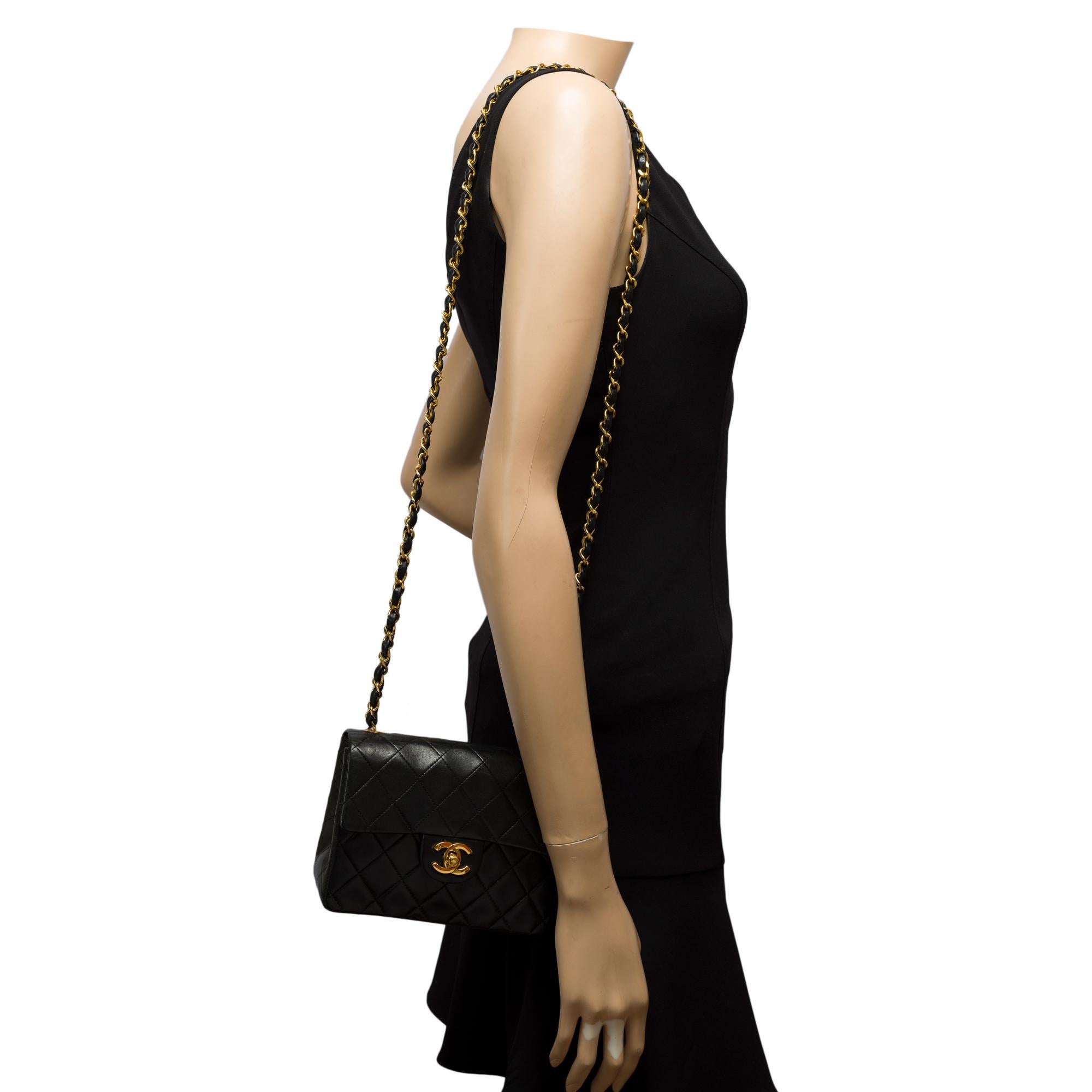 Borsa Chanel Timeless Mini con patta a tracolla in pelle di agnello trapuntata nera , GHW in vendita 8