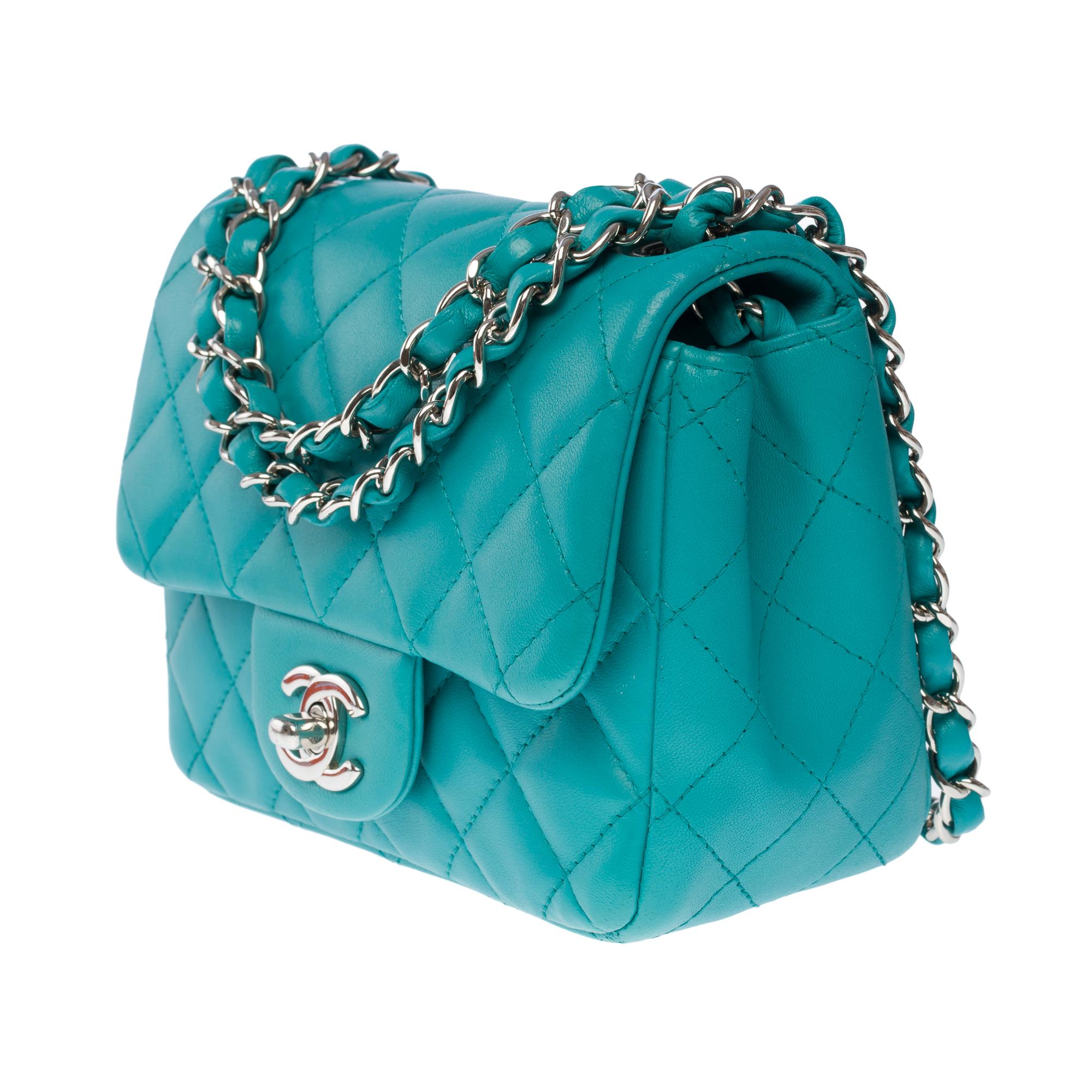 Chanel Timeless Mini shoulder flap bag in water green quilted lambskin, SHW In Excellent Condition In Paris, IDF