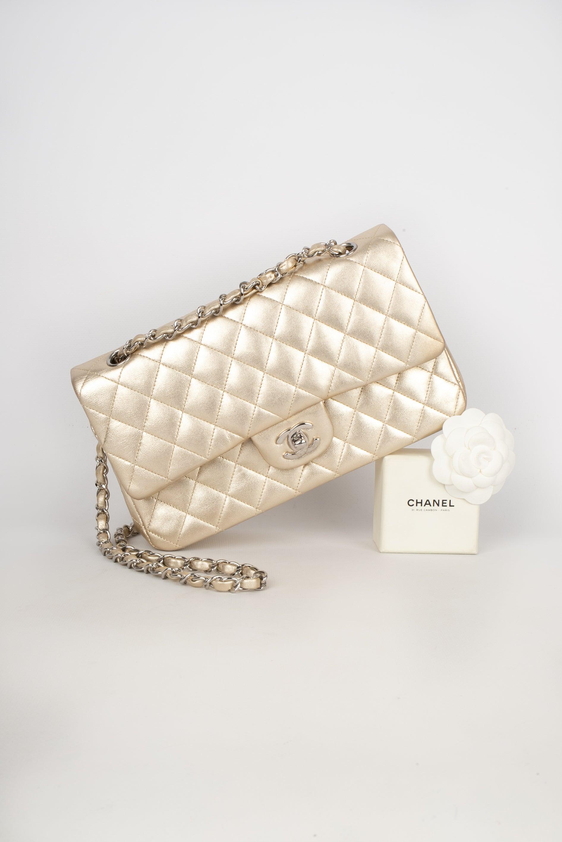 Chanel Timeless Pale-Golden Metallic Lamb Leather Classic Bag, 2006/2008 For Sale 10