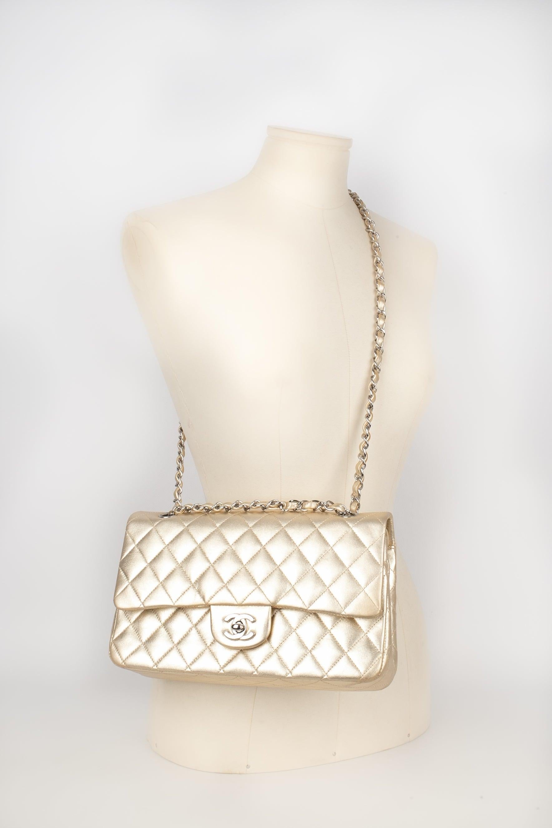 Chanel Timeless Pale-Golden Metallic Lamb Leather Classic Bag, 2006/2008 For Sale 9
