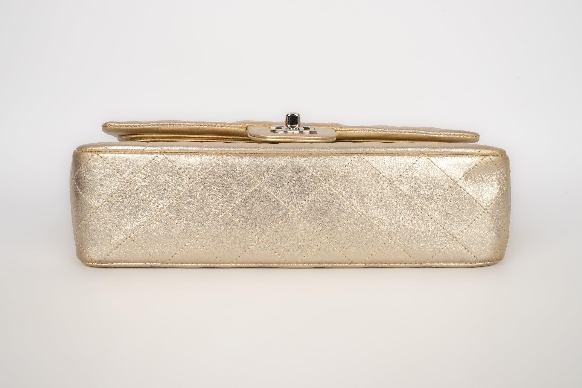 Chanel Timeless Pale-Golden Metallic Lamb Leather Classic Bag, 2006/2008 For Sale 1