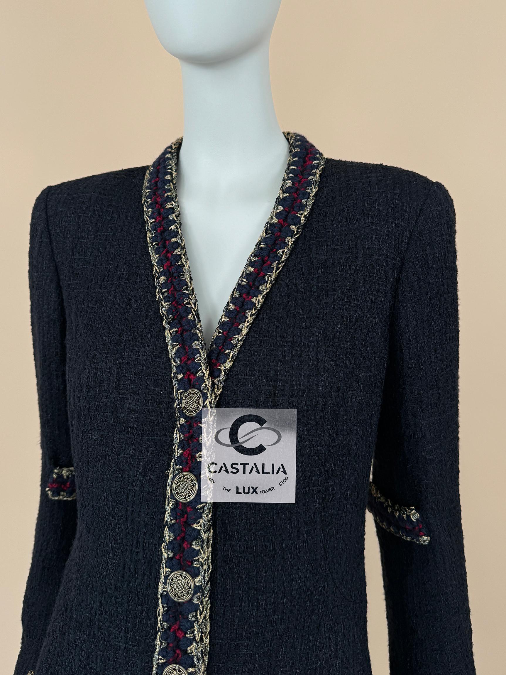 Chanel Timeless Paris / Shanghai Giacca in tweed nero 34 FR in vendita 6