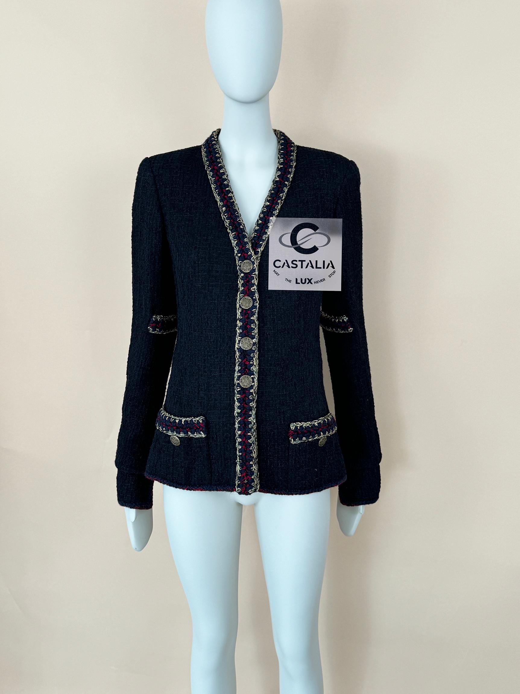 da uomo o donna Chanel Timeless Paris / Shanghai Giacca in tweed nero 34 FR in vendita