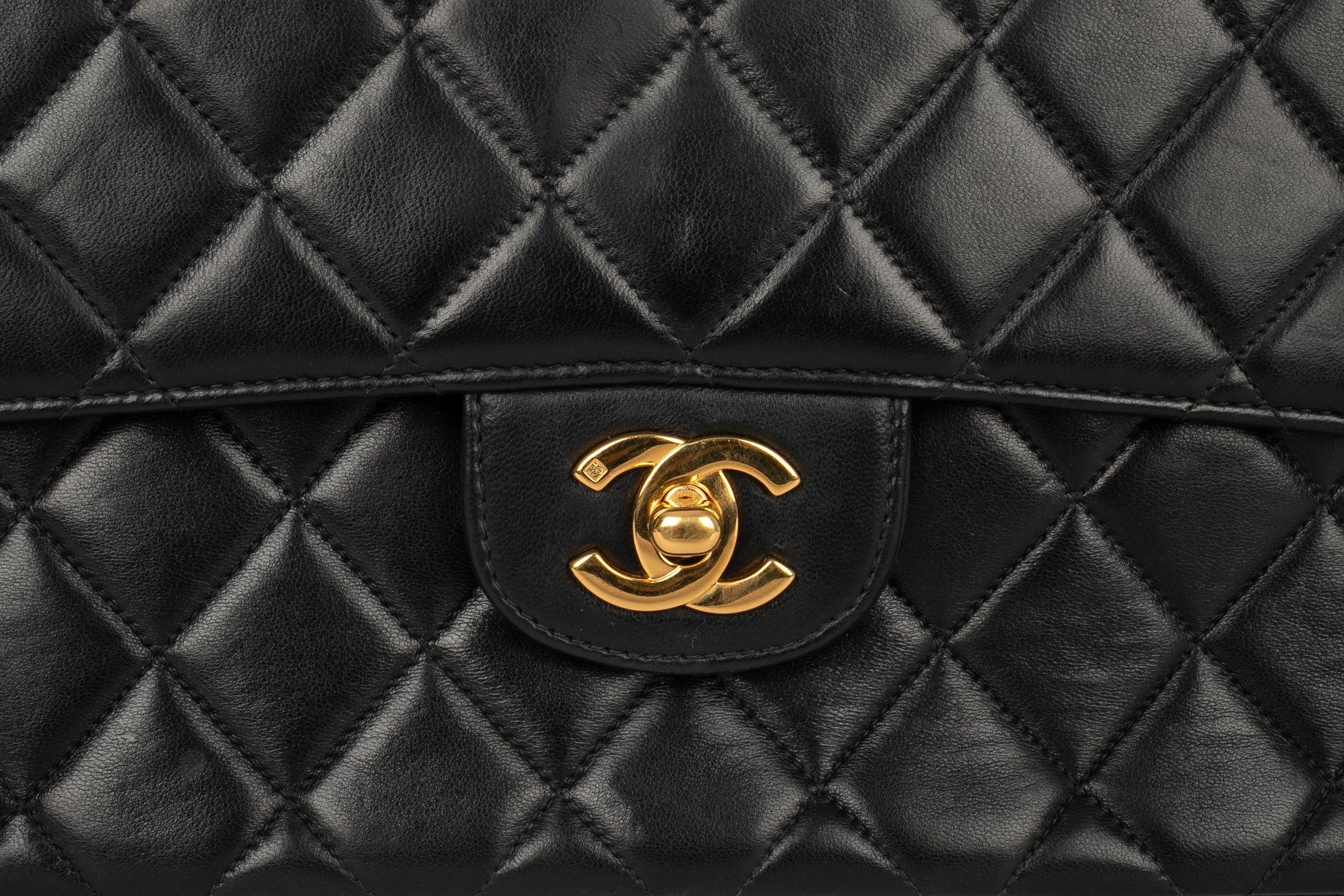 Chanel Timeless Quilted Black Leather Bag, 1996/1997 For Sale 3