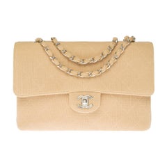 Bolso de hombro Chanel Timeless de punto acolchado beige con herrajes plateados