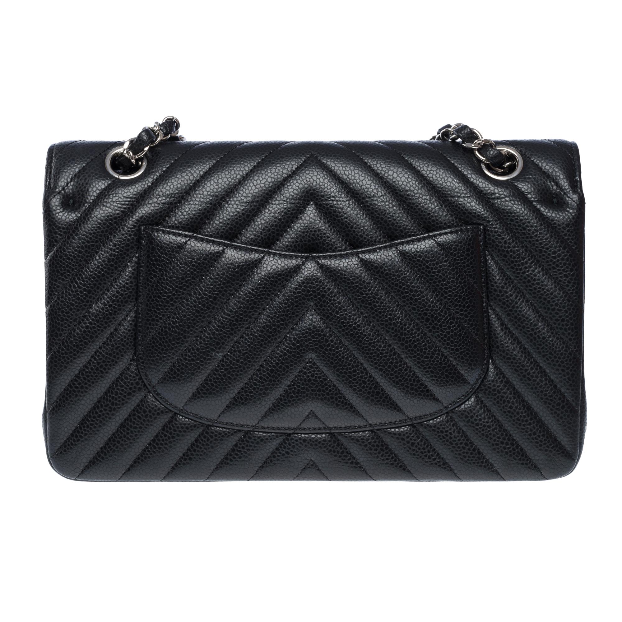 Chanel Timeless shoulder bag in black chevrons quilted caviar leather , PHW In Excellent Condition For Sale In Paris, IDF