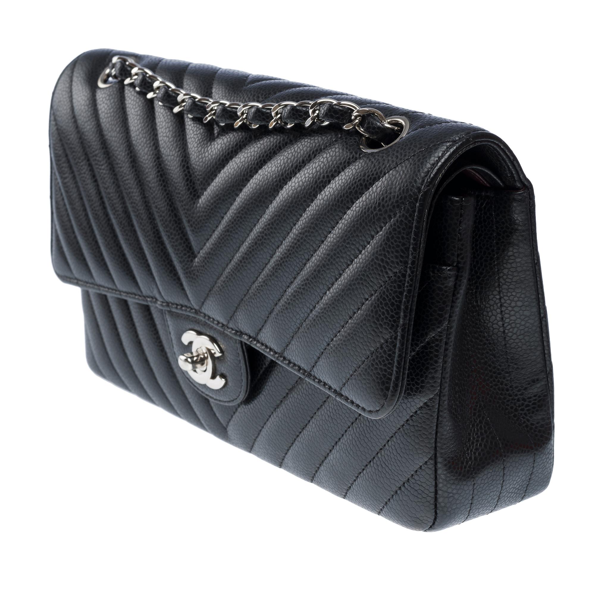 Women's Chanel Timeless shoulder bag in black chevrons quilted caviar leather , PHW For Sale