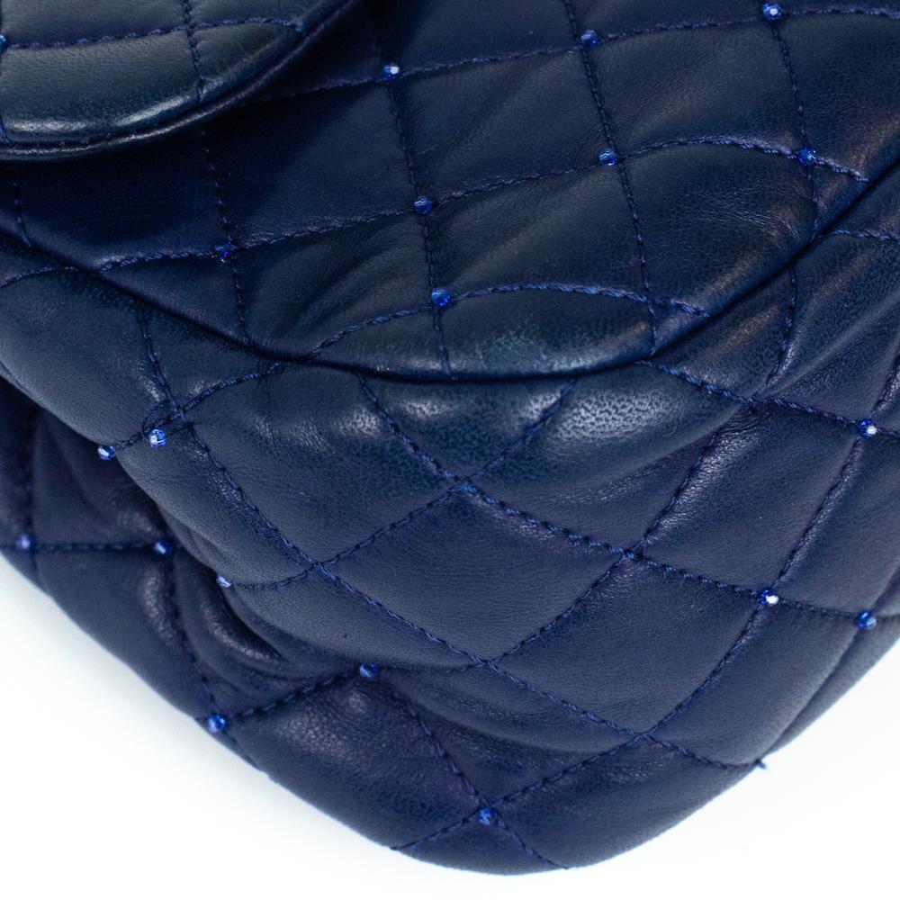 CHANEL Timeless Shoulder bag in Blue Leather 3