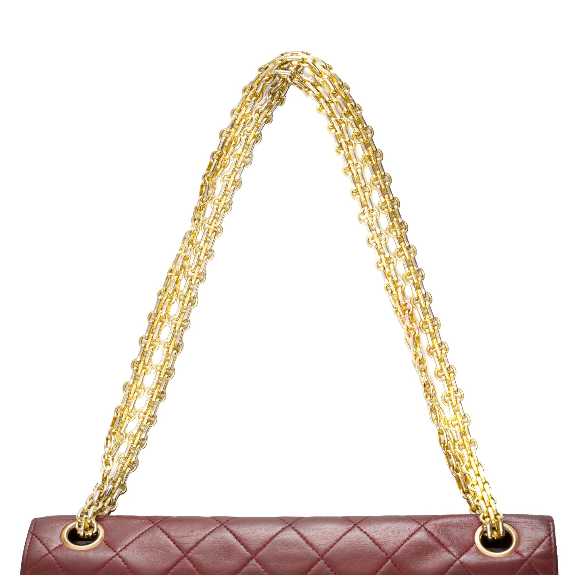 Chanel Timeless shoulder bag in burgundy quilted leather with gold hardware 2