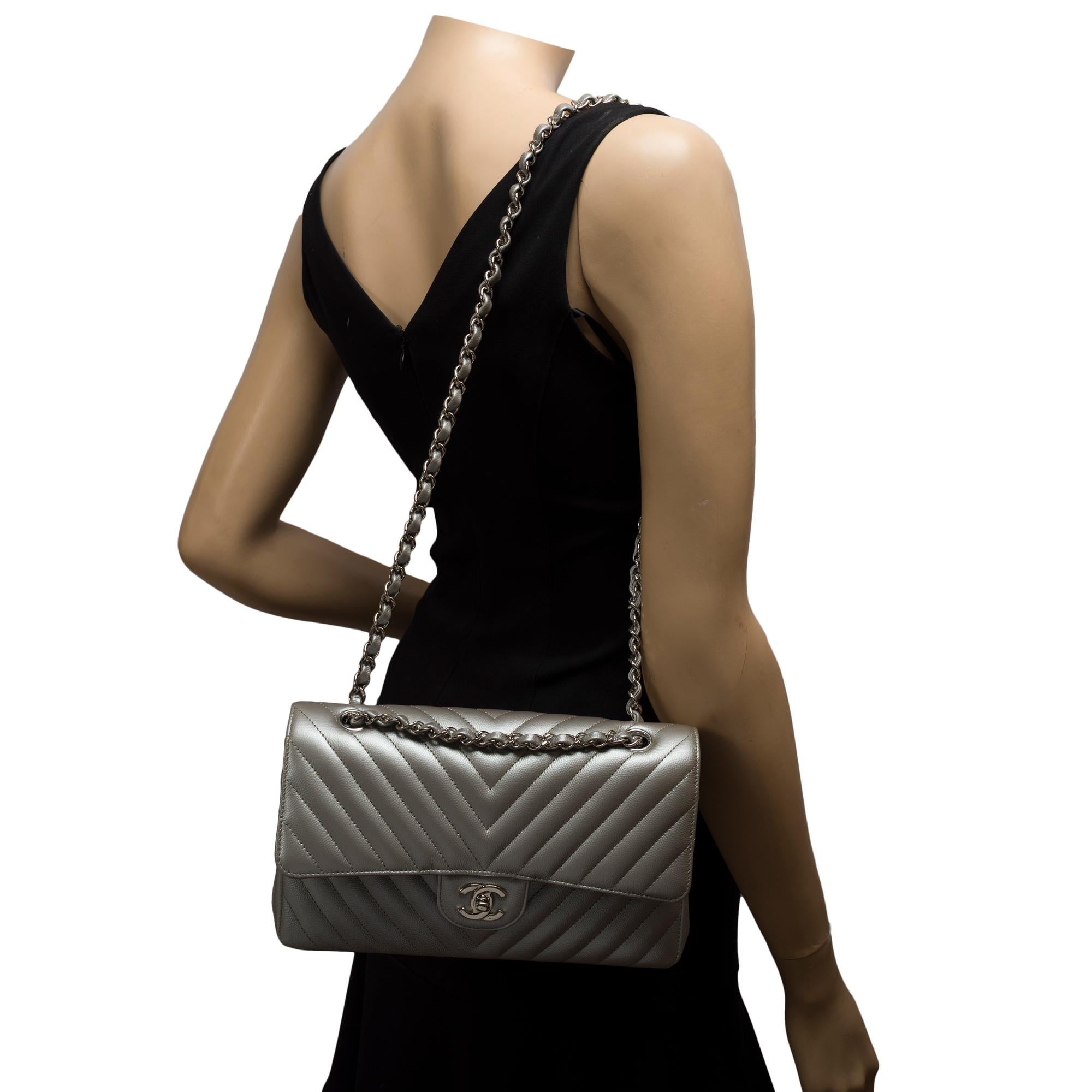 Chanel Timeless shoulder bag in Metallic Silver Chevron Caviar leather , PHW For Sale 10