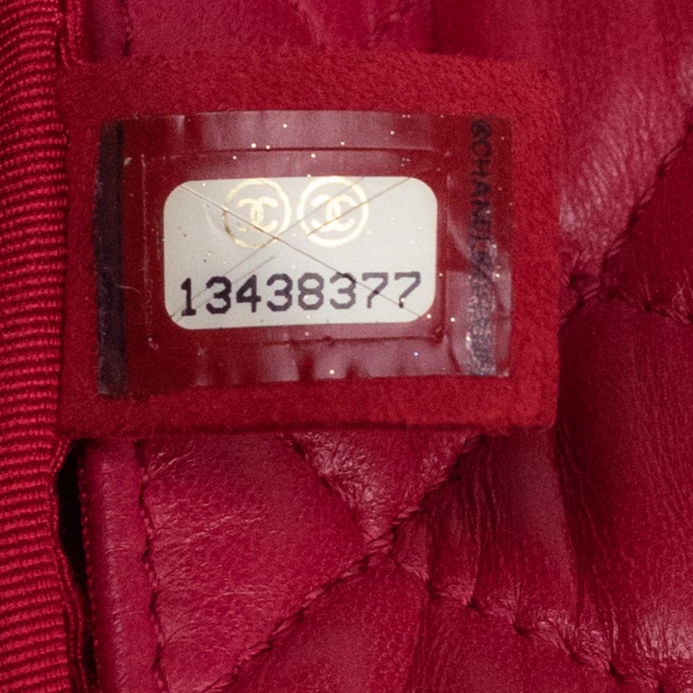 CHANEL, Timeless Shoulder bag in Red Leather 3