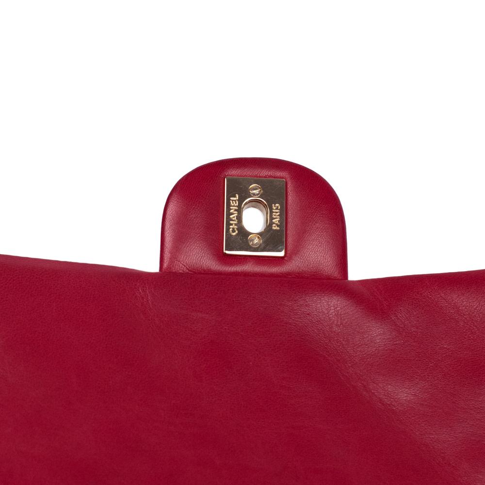 CHANEL, Timeless Shoulder bag in Red Leather 5