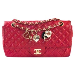 CHANEL Timeless Shoulder bag in Red Leather