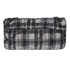 Chanel Timeless shoulder bag in soft synthetic printed tweed black/white, SHW