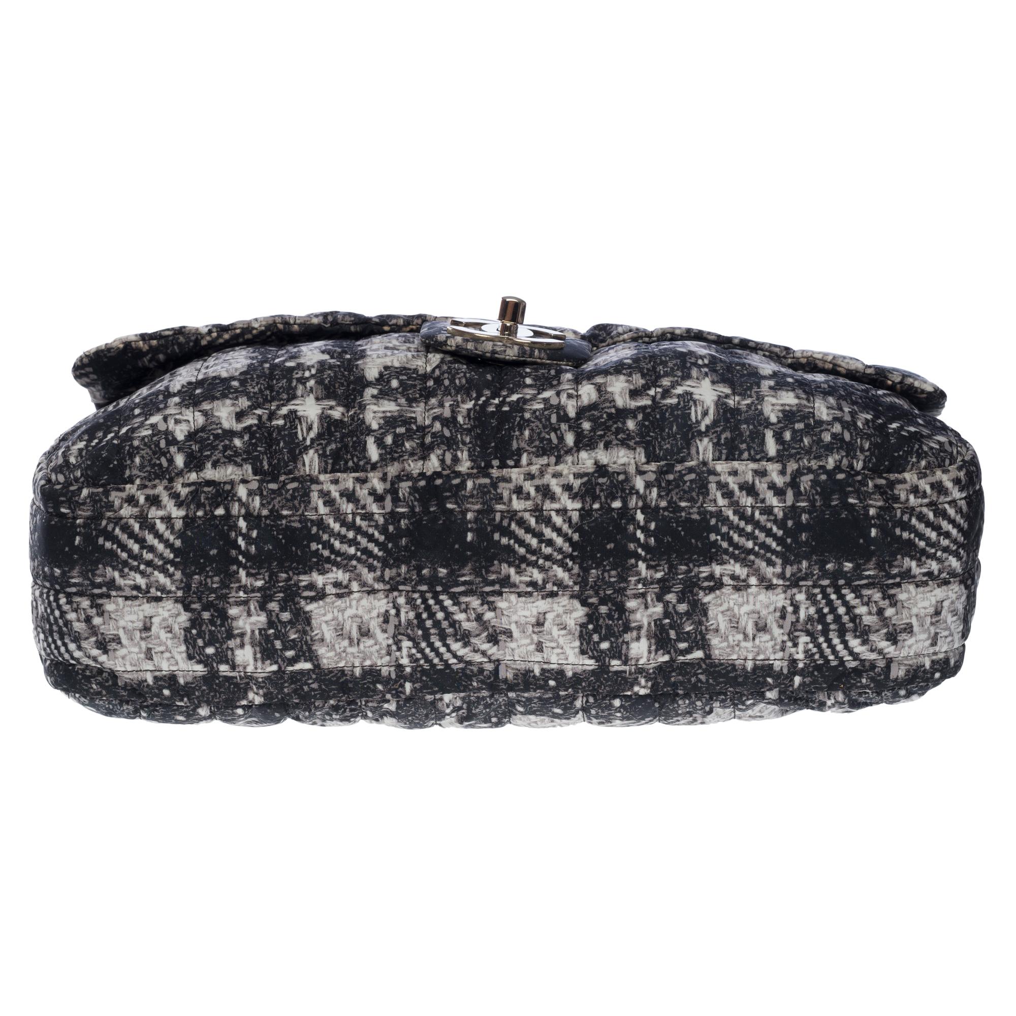 Chanel Timeless shoulder bag in soft synthetic printed tweed black/white, SHW For Sale 4