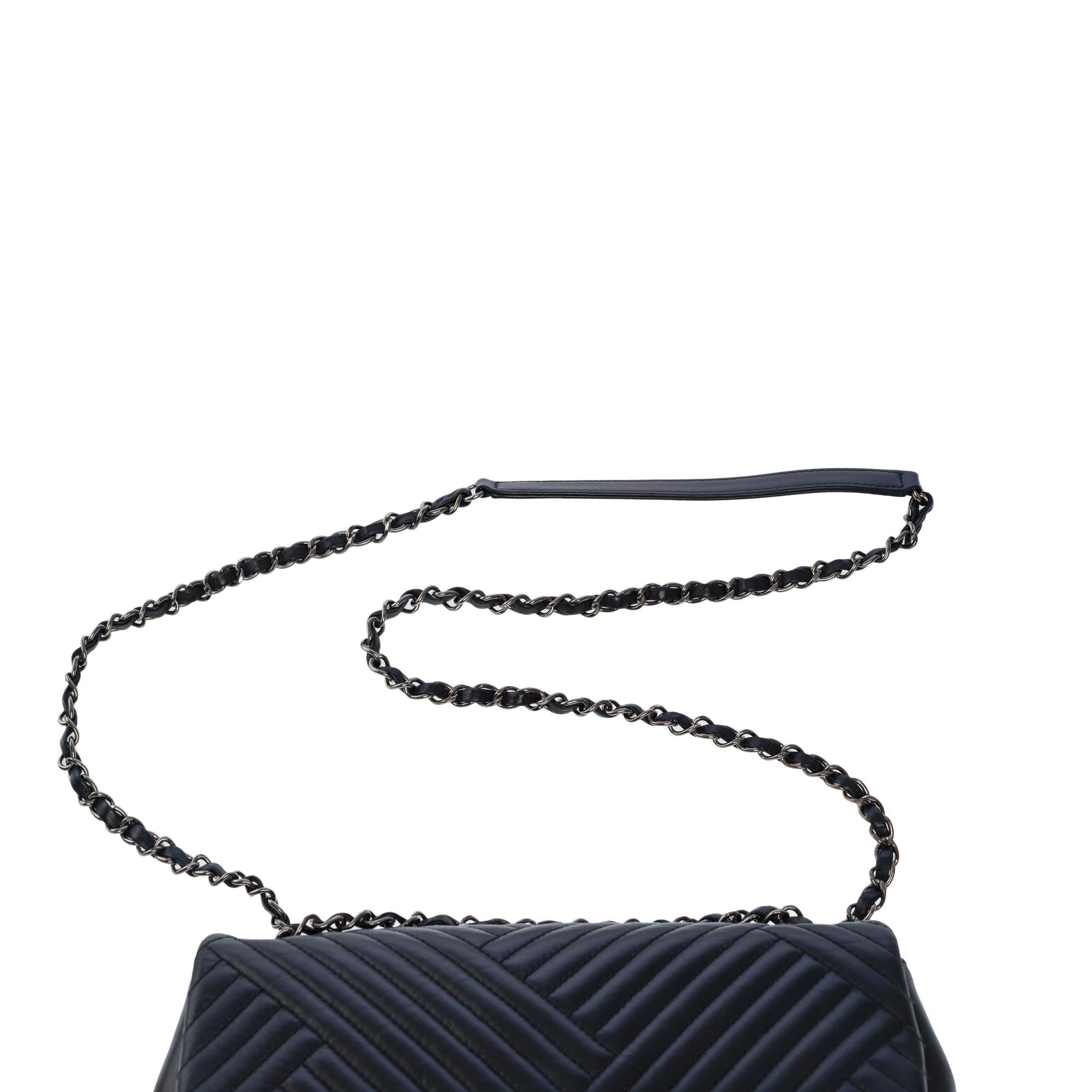 Chanel Timeless shoulder flap bag in black asymmetrical lambskin leather, RHW 5