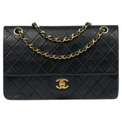 CHANEL, Timeless Vintage in black leather