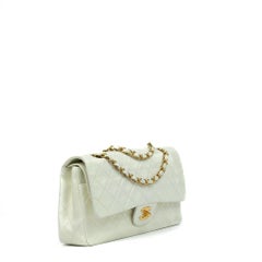Chanel, Timeless Vintage Medium in white leather