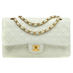 Chanel, Timeless Vintage Medium in white leather