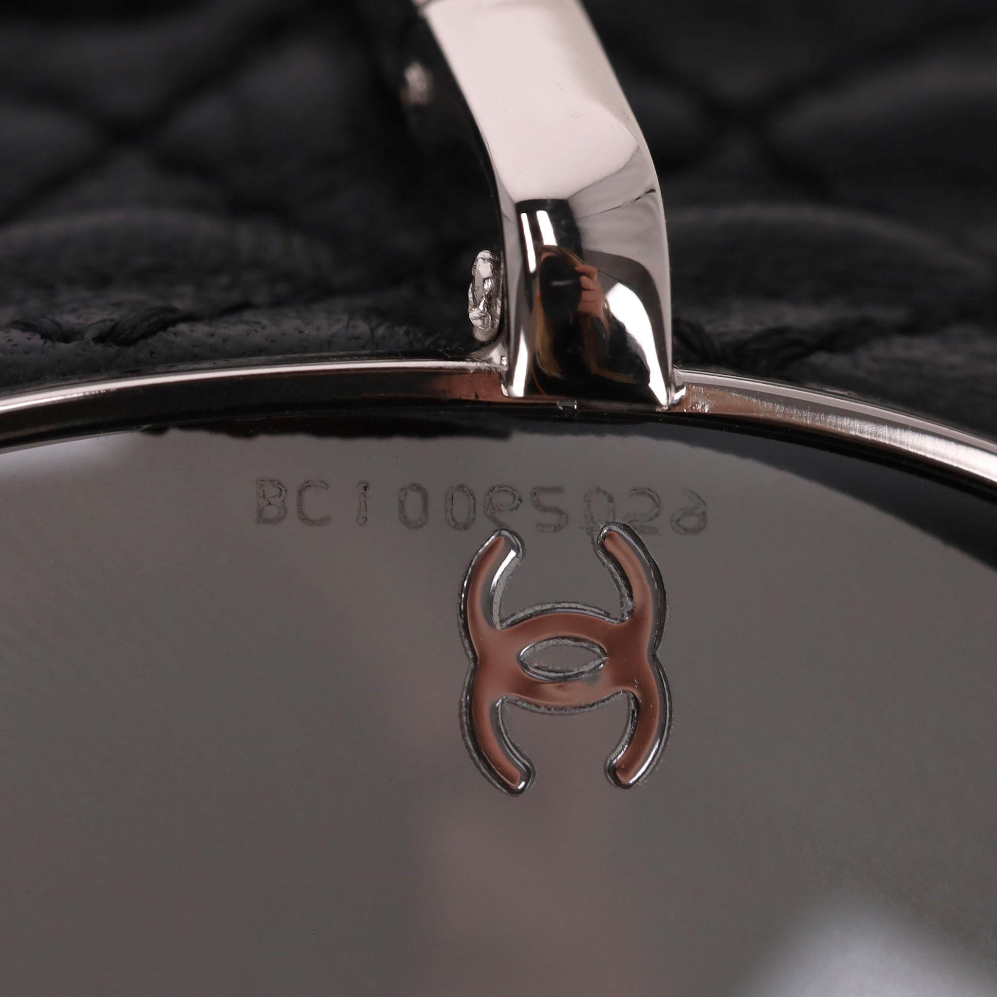 Chanel Titanium Pilot Sunglasses With 'CC' Logo Leather Diamond Quilted Trim For Sale 5