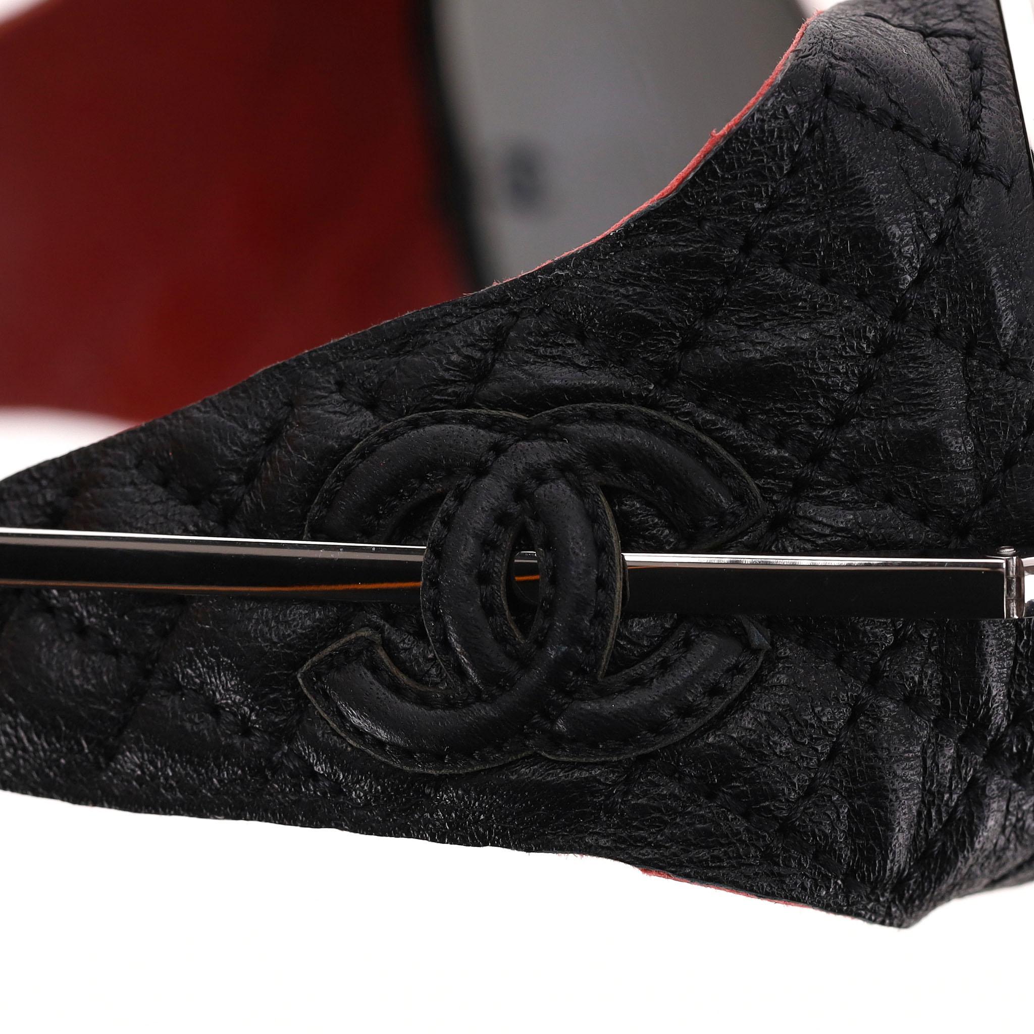Chanel Titanium Pilot Sunglasses With 'CC' Logo Leather Diamond Quilted Trim For Sale 1