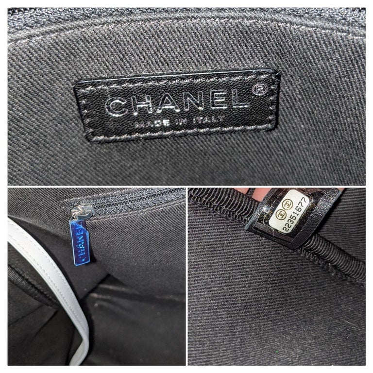 chanel zipped shopping bag