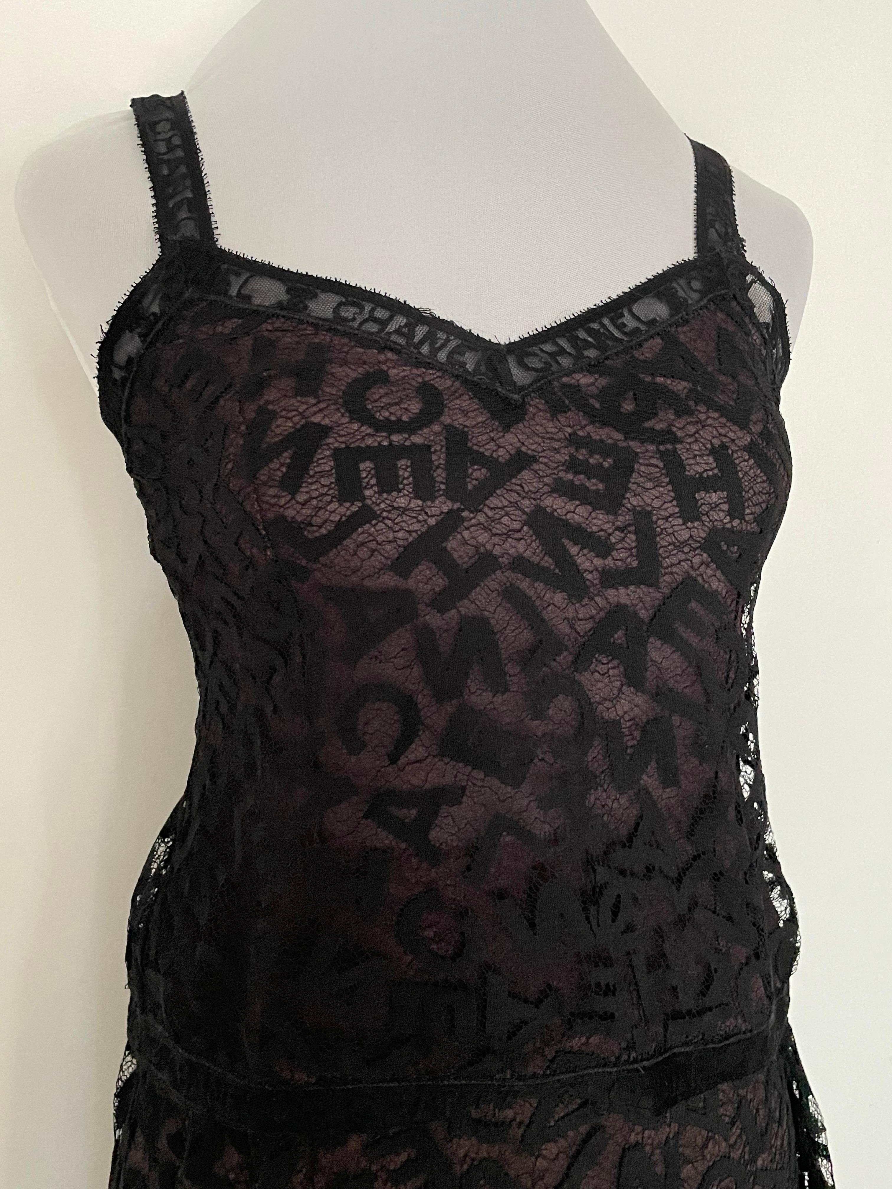 Nero Chanel Set top e gonna Monogram in vendita