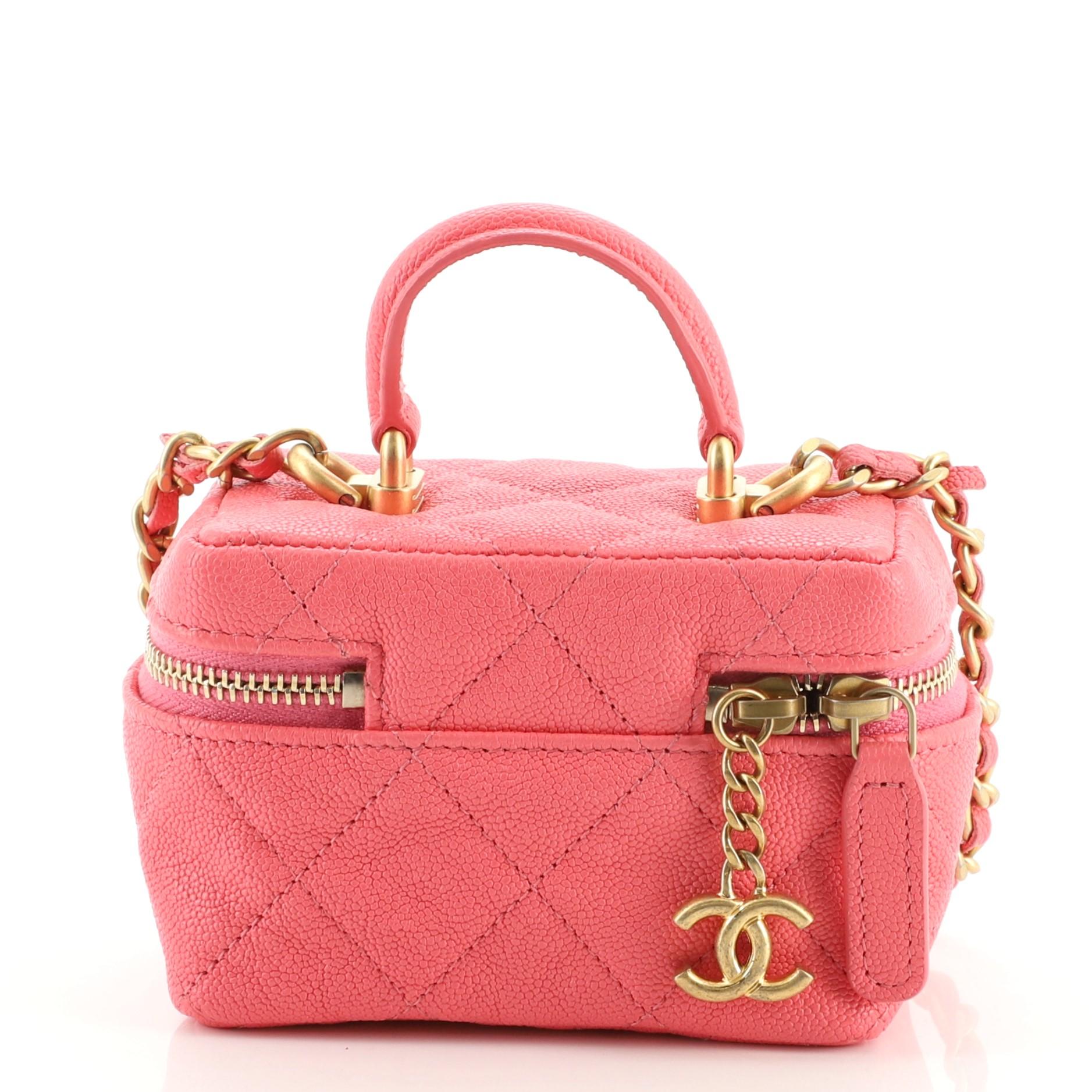 Chanel Top Handle Zip Around Vanity Case with Chain Quilted Caviar Mini In Good Condition In NY, NY
