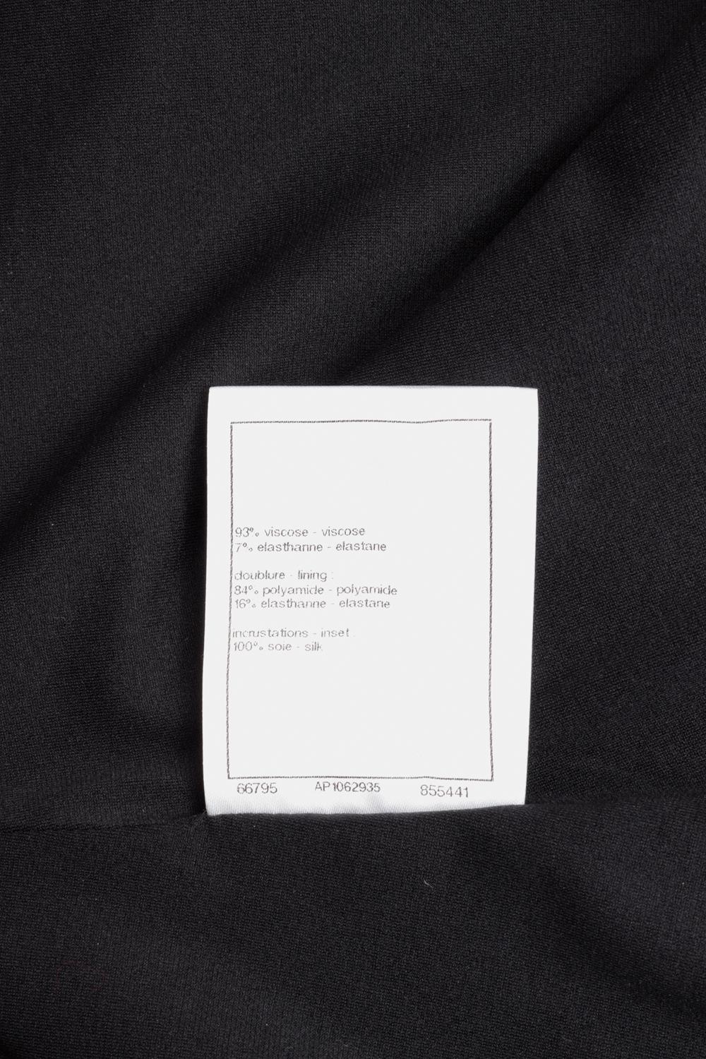 Top en crêpe stretch avec nœud en soie du défilé printemps/été 2023 de Chanel - 44 FR/L. en vente 2