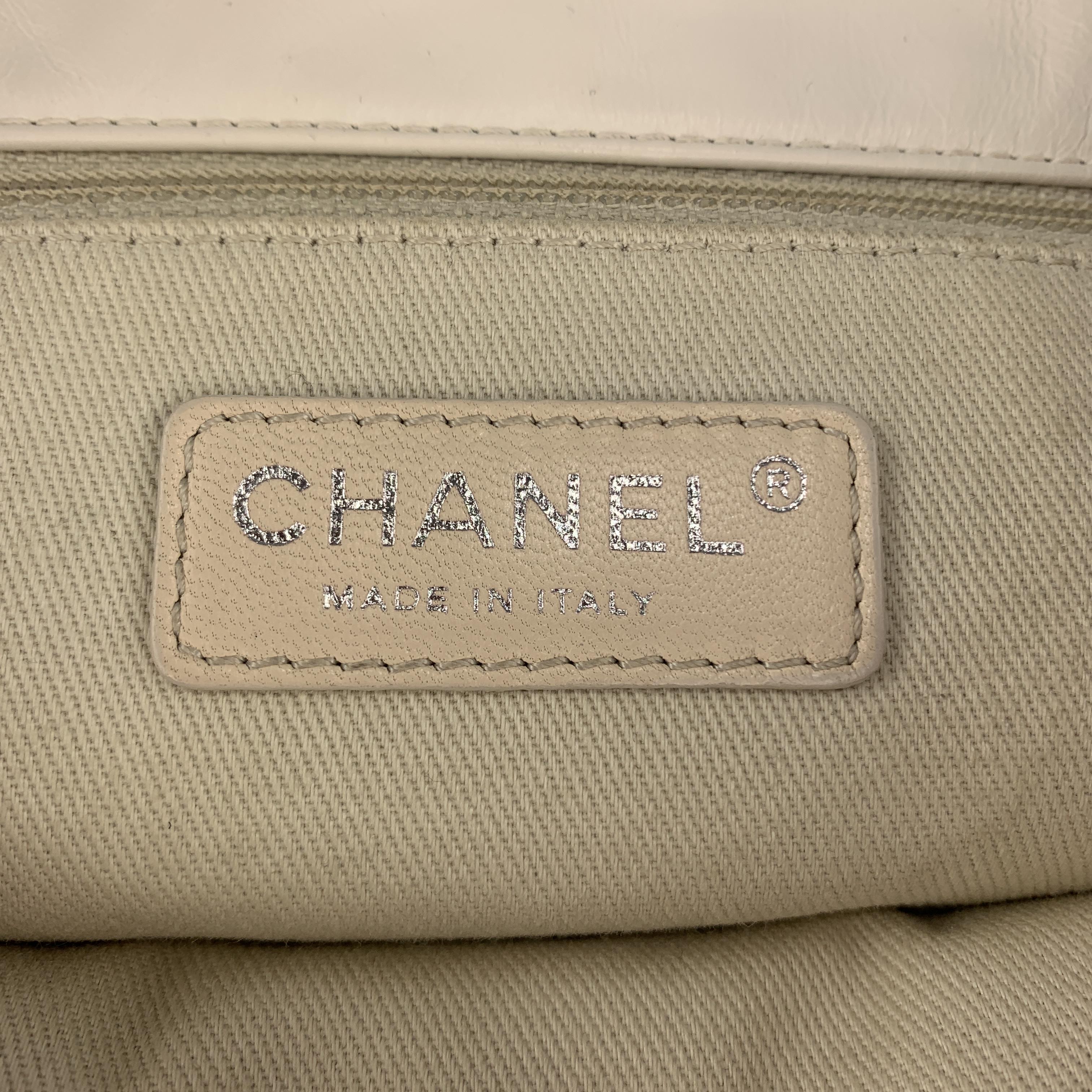 CHANEL Topstitch Quilted Cream Leather Flap CC Chain Strap Handbag 4