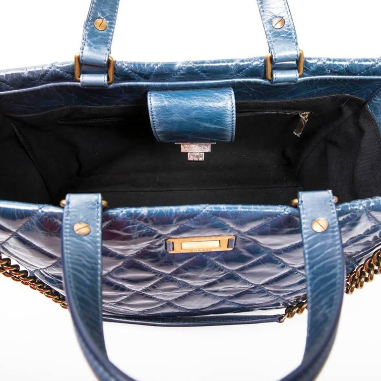Chanel Aged Blue Quilted Leather Tote Bag For Sale at 1stdibs
