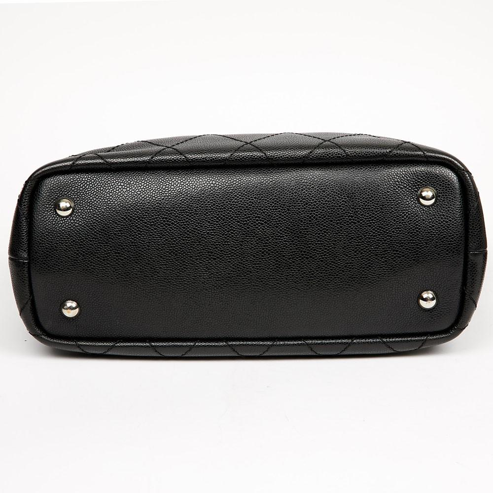 Chanel Tote Bag in Black Caviar Leather 4