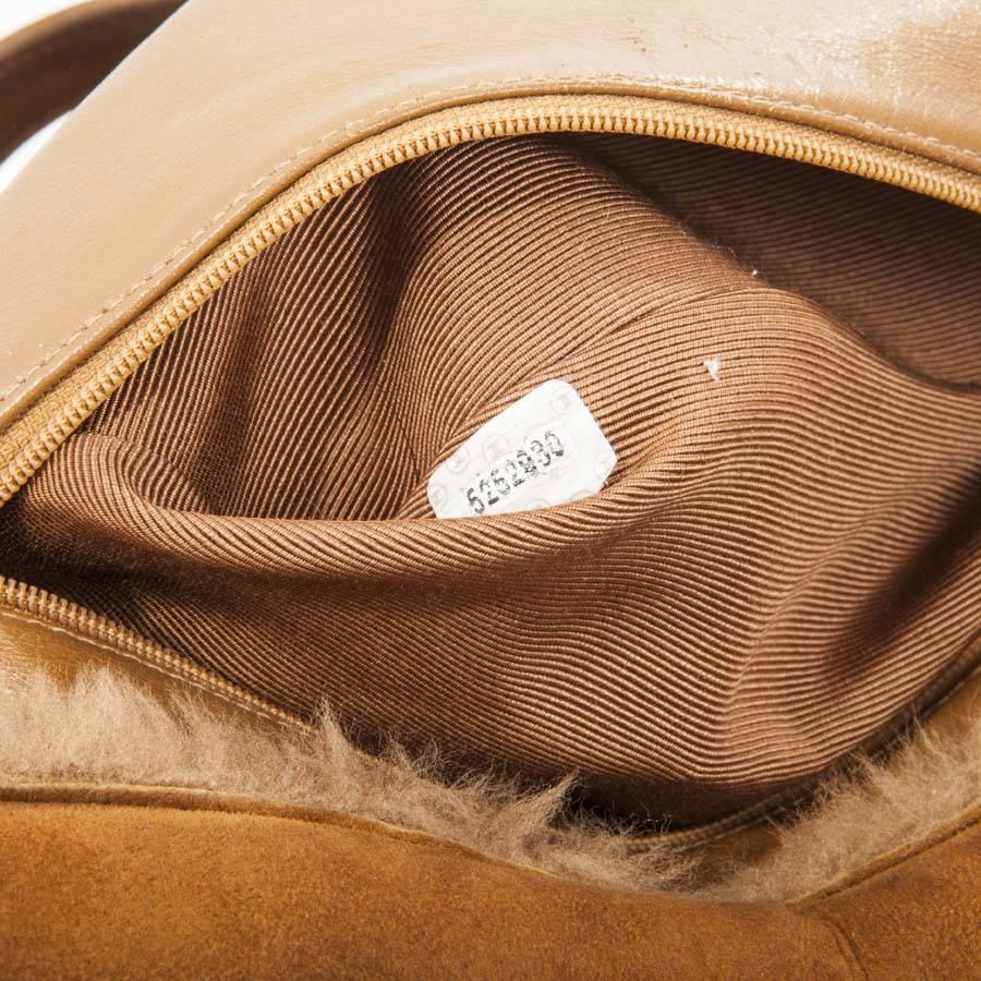 CHANEL Tote Bag in Brown Shearling Leather 6