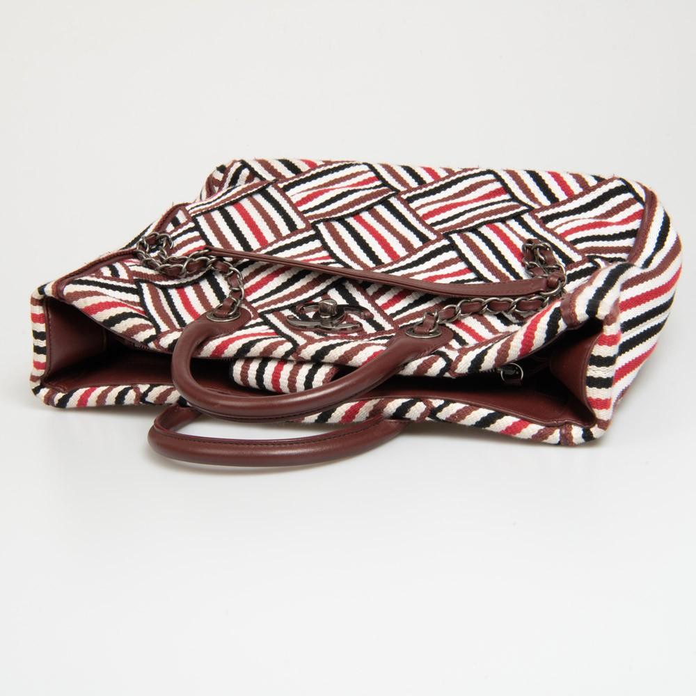 Beige CHANEL Tote Bag in Multicolored Stripes Cotton Canvas For Sale