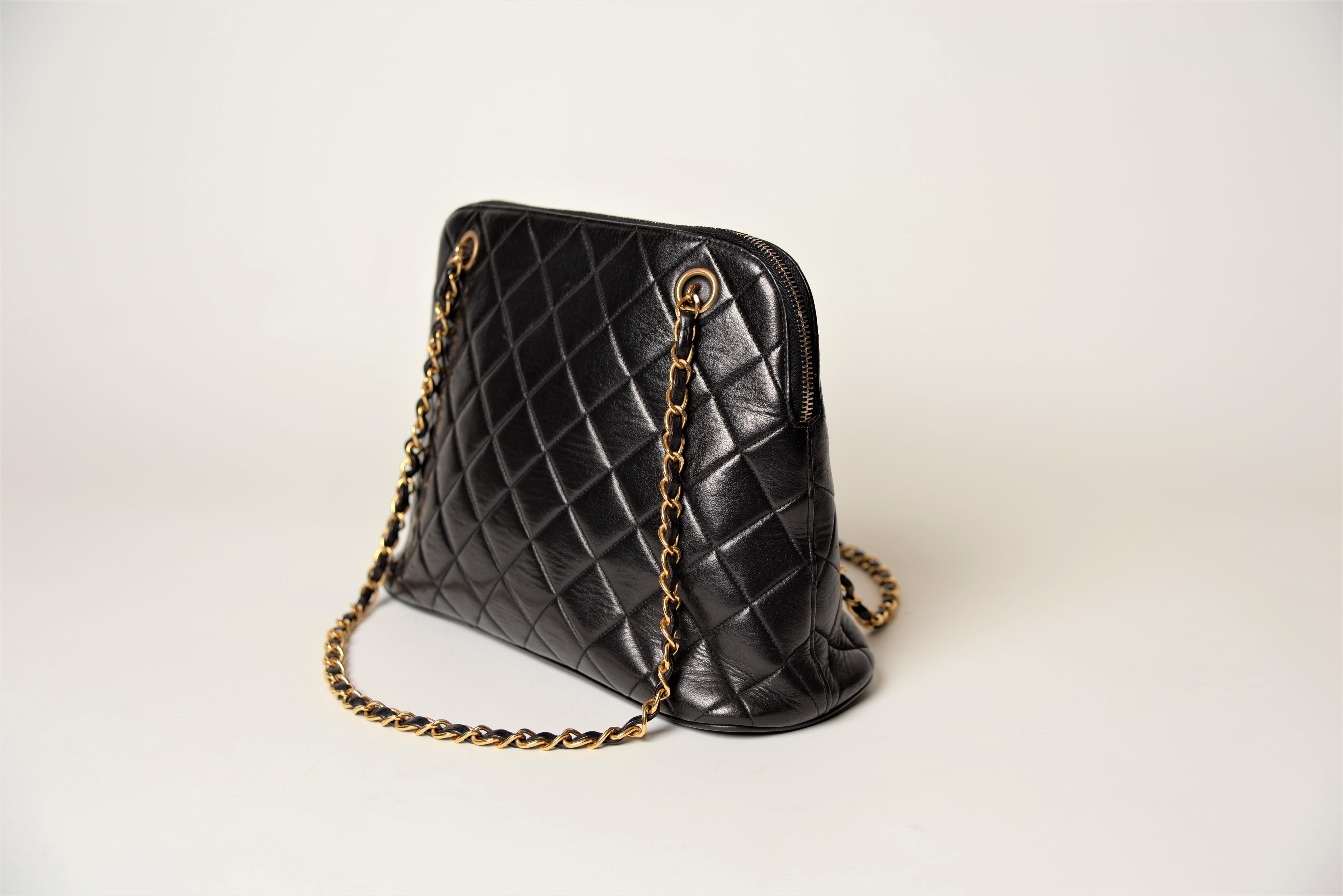 Women's or Men's Chanel Tote Bag Vintage Black Lambskin 