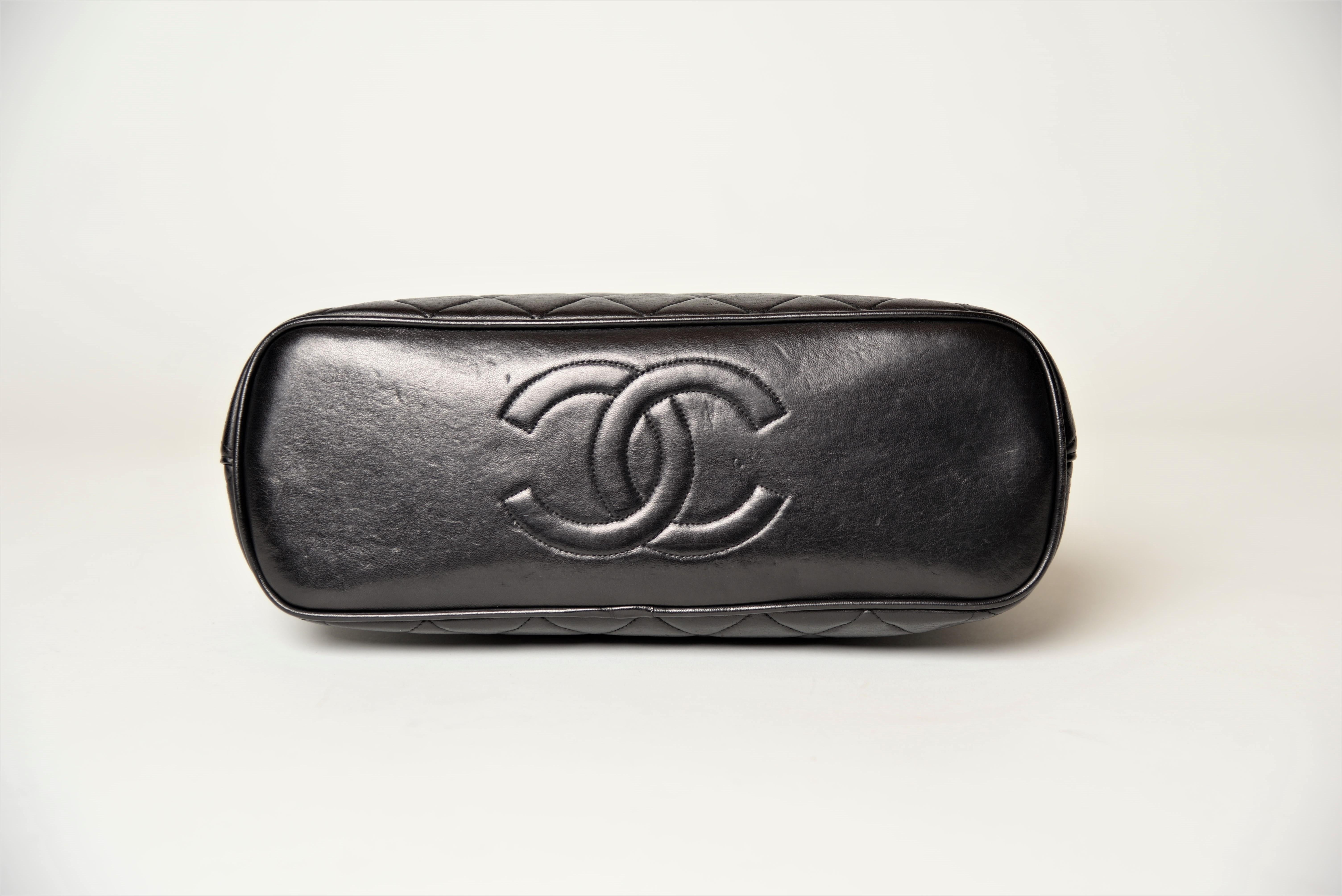 Chanel Tote Bag Vintage Black Lambskin  3