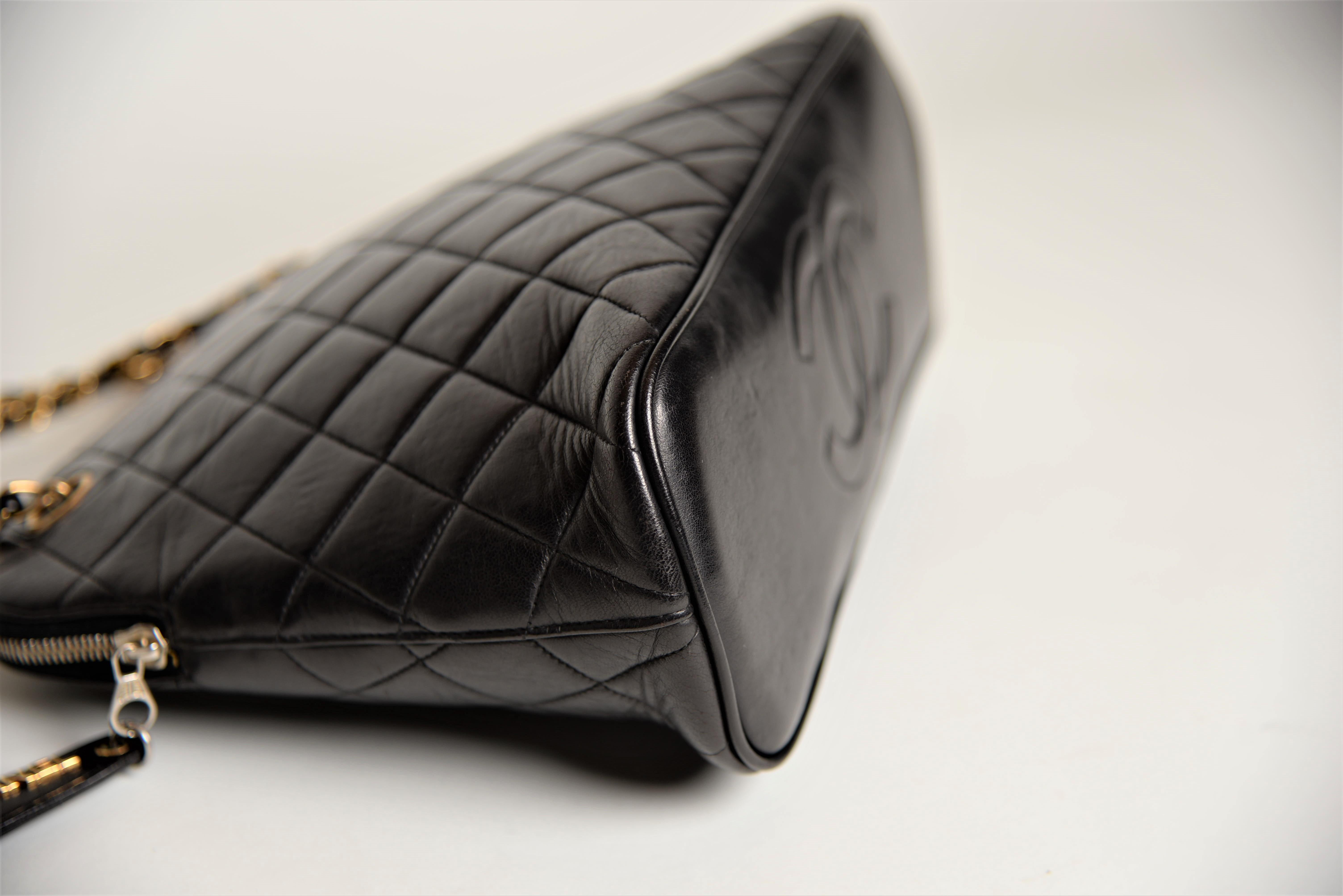 Chanel Tote Bag Vintage Black Lambskin  5
